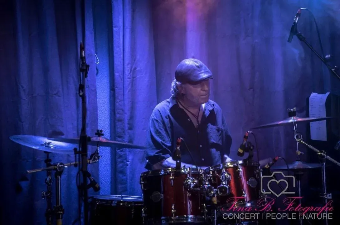 Floyd Vegas Live 4